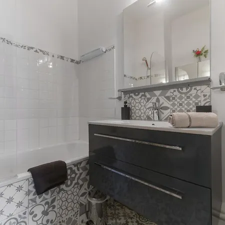 Le Sainte Barbe - Hyper Centre - Parc Des Sources 아파트 *